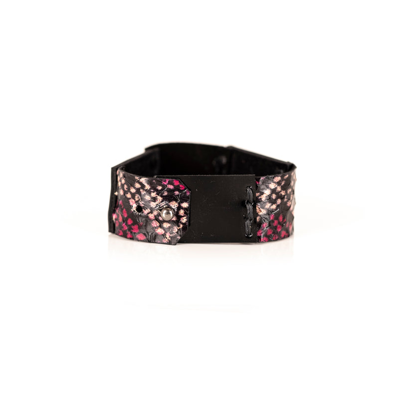 The Stitched Leather Bracelet