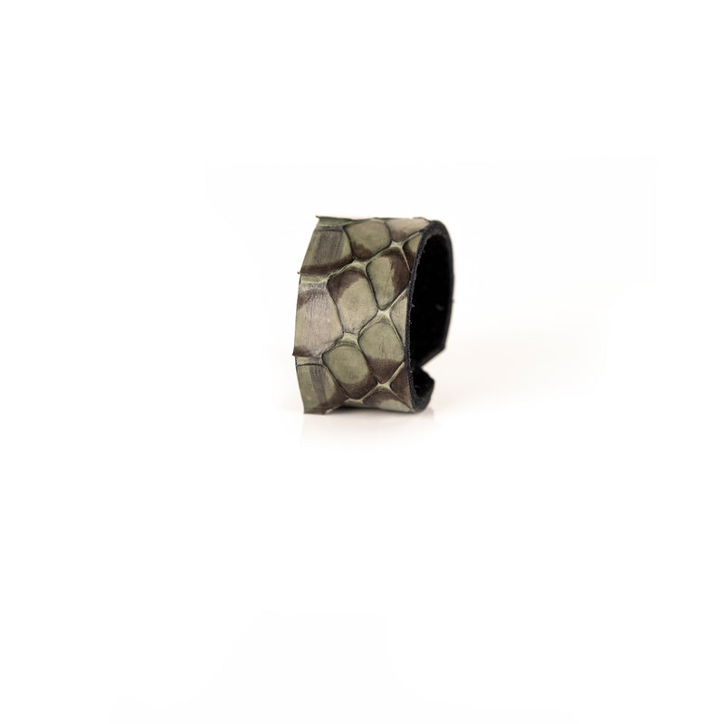 The Minimalist Embossed Green Leather Ring